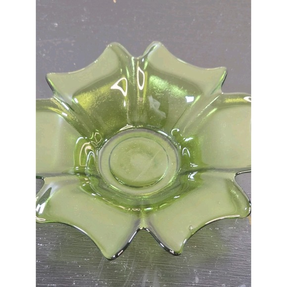 The Unbranded Brand Other - Vintage Green Glass Flower Bowl Trinket Dish Small Hand-Blown